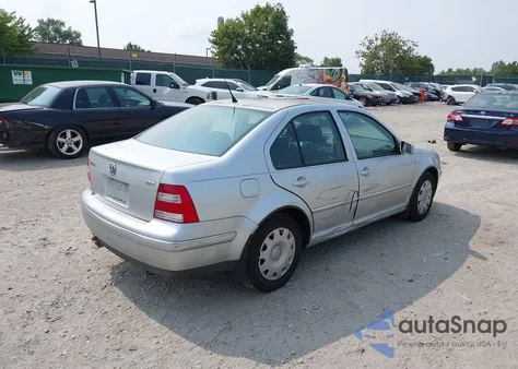 2004 Volkswagen Jetta Gl 1.8T from USA, damaged, VIN 3VWRE69M54M055125